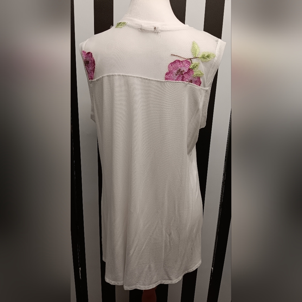 Pebble and stone tank top - Picture 4 of 13